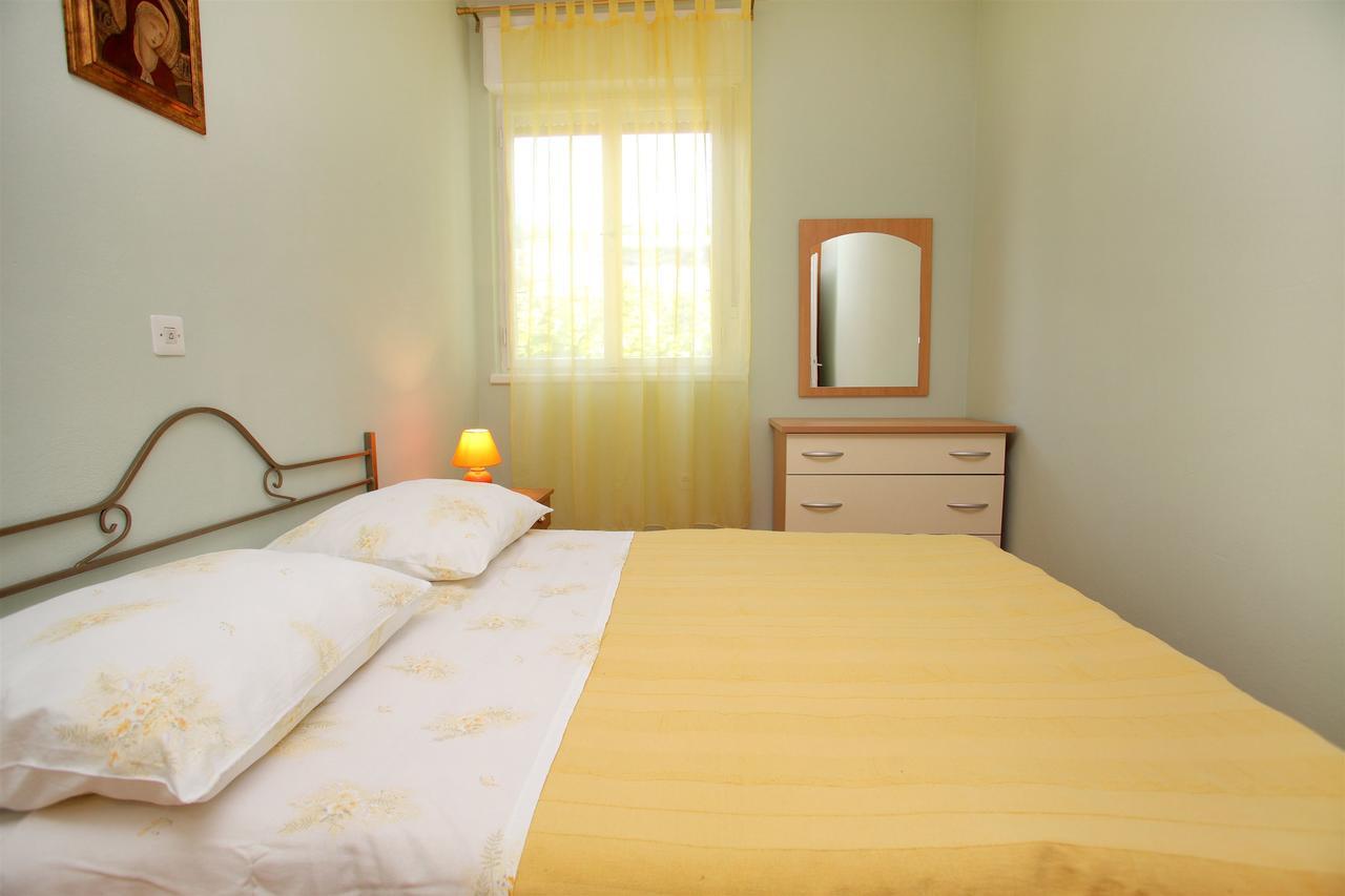 Apartment Baturina Trogir Exteriör bild