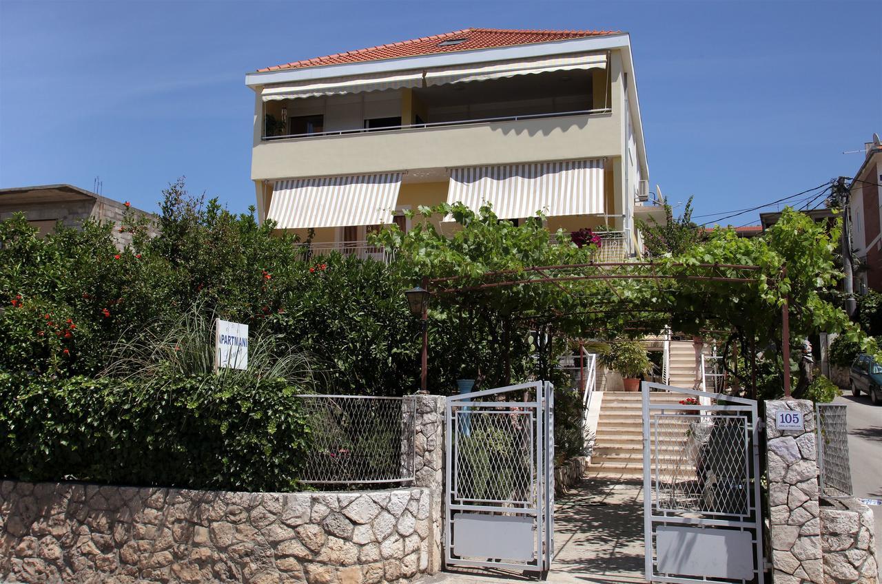 Apartment Baturina Trogir Exteriör bild
